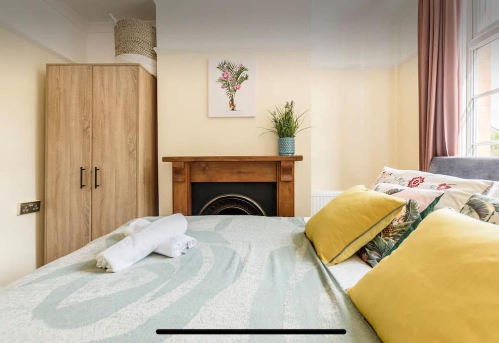 Holiday home Luxury House - 2 X Double Beds W Ensuites
