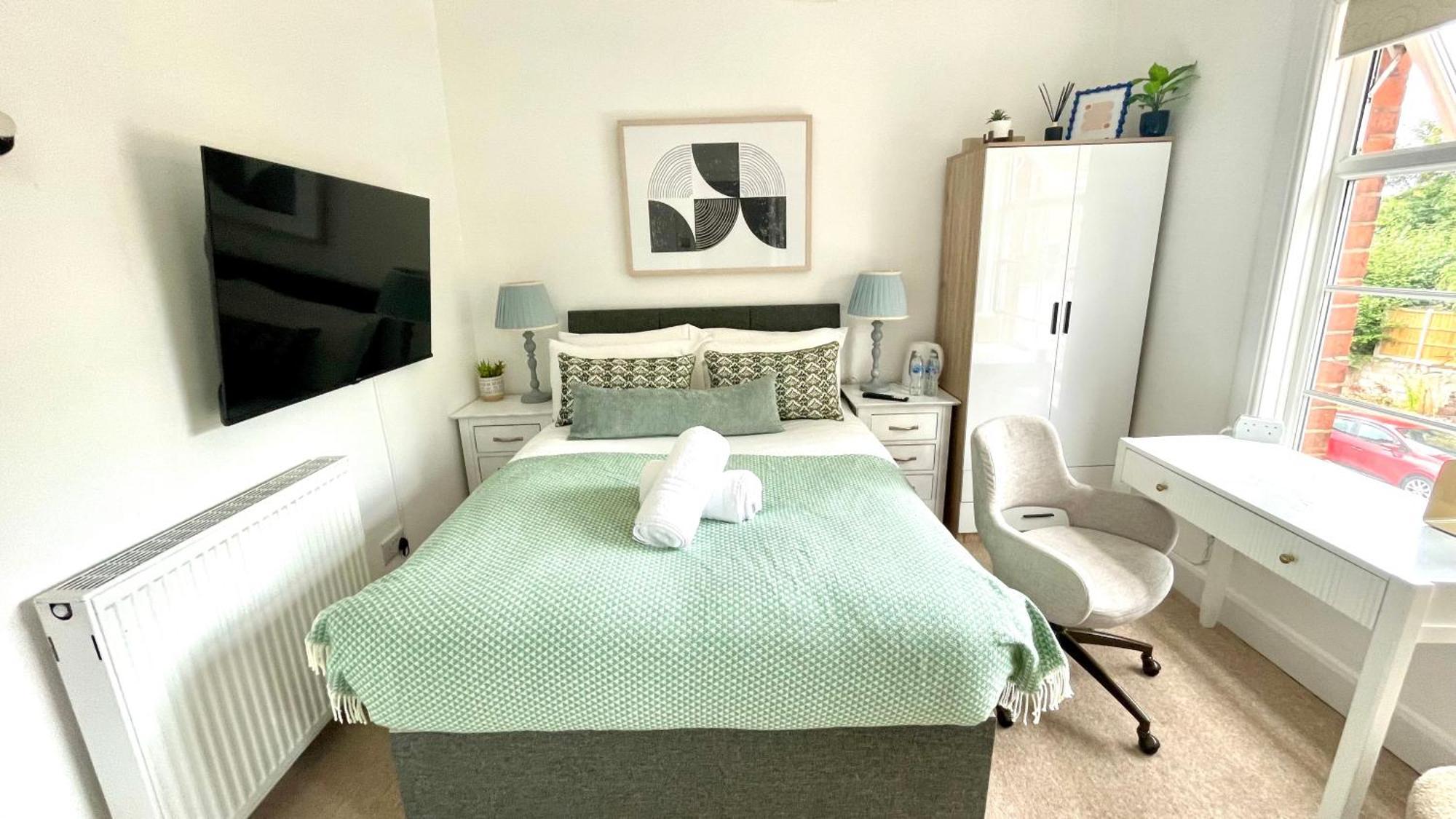 Holiday home Luxury House - 2 X Double Beds W Ensuites